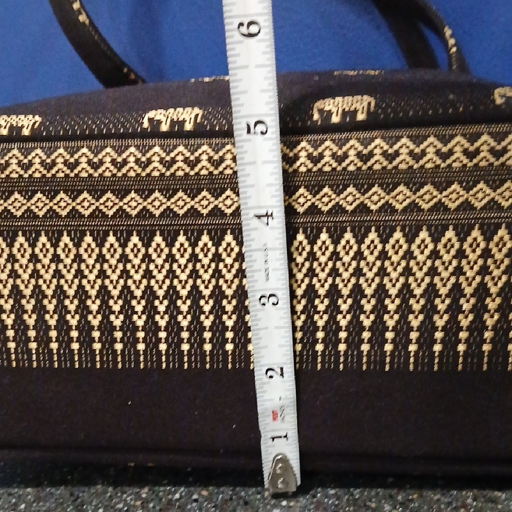 Chic Elephant Patterned Tote Bag - Picture 9 of 11